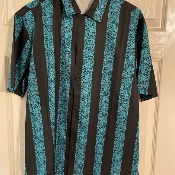 FashionNova Mens Size Small Blue&Yellow OR Black&Green Button Up Shirt - Picture 6 of 6